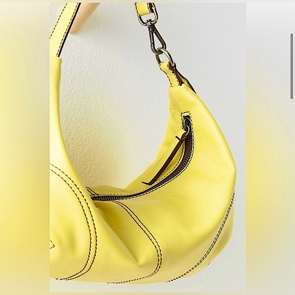 Free People Real World Clutch NWOT - Picture 2 of 9